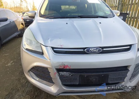 2014 Ford Escape Titanium z USA, uszkodzony, nr VIN 1FMCU0JX4EUB78700